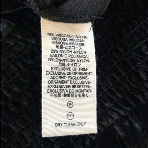 Free People These Days Velvet Jumpsuit in Black Vneck Sleeveless Sz Small - Picture 5 of 6